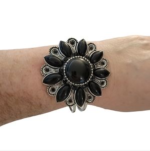 Beaded Flower Hinged Bracelet Silvertone Black